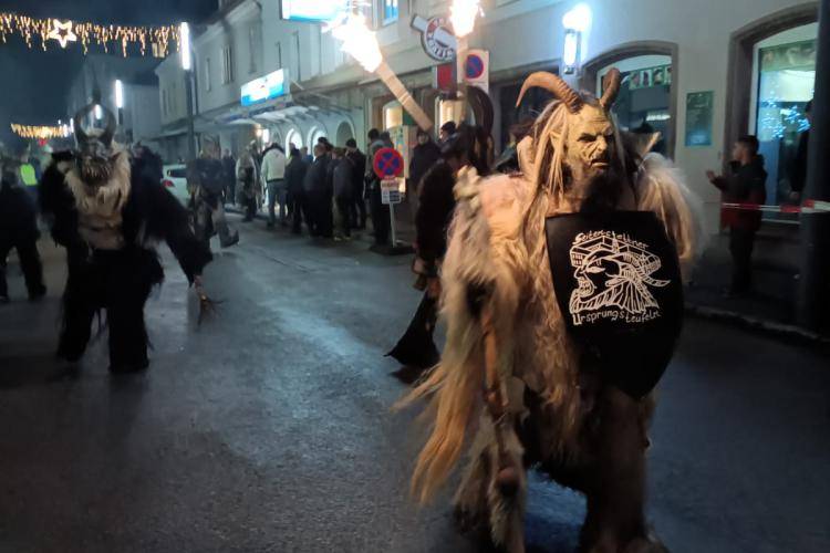 Seitenstettner Ursprungsteufeln | Lauf Neuzeug (OÖ) | 08.12.2024